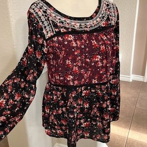 Knox Rose black & red floral boho lace up blouse
